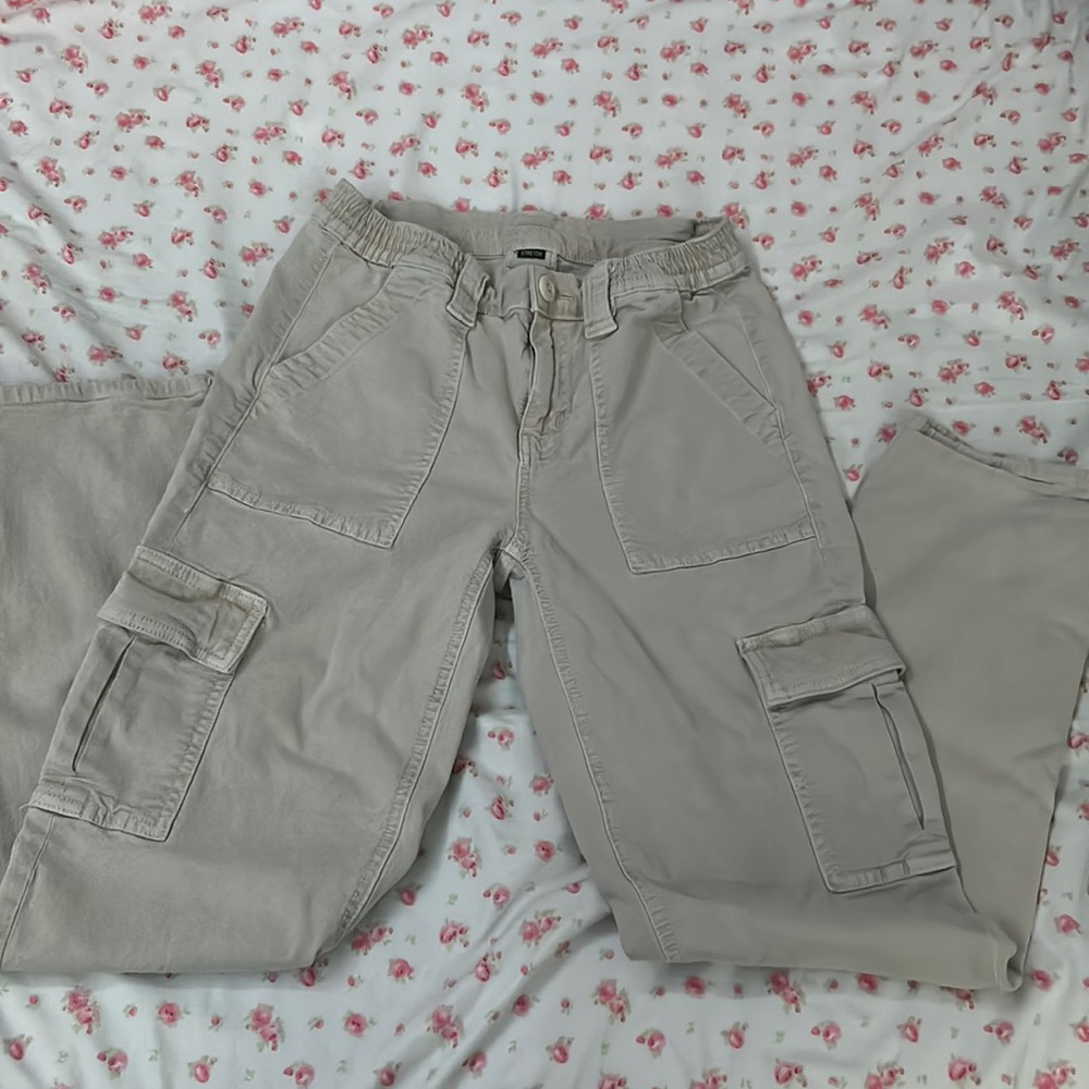 American Eagle Khaki Cargo Pants